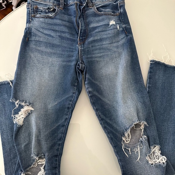 American Eagle Outfitters Blue Jeans with Classic Medium Wash - Picture 4 of 4